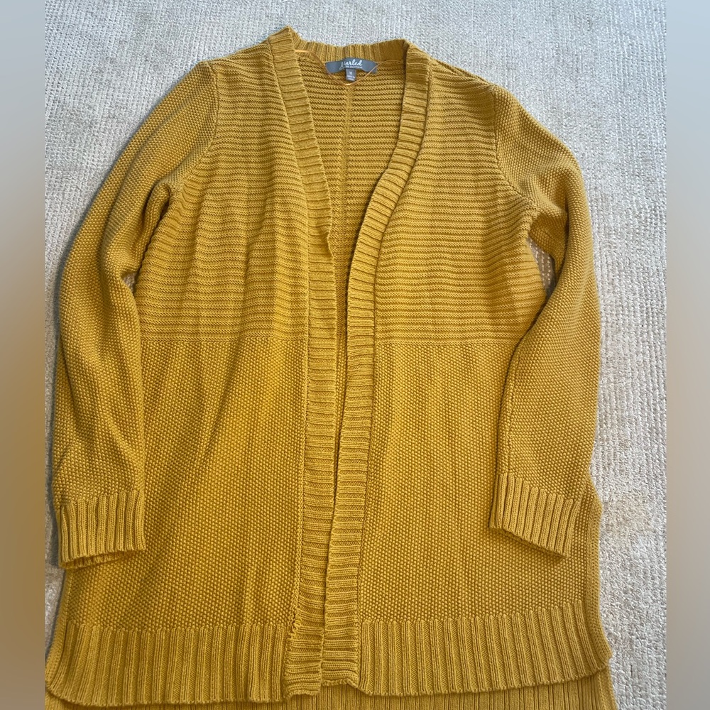 Mustard yellow cardigan